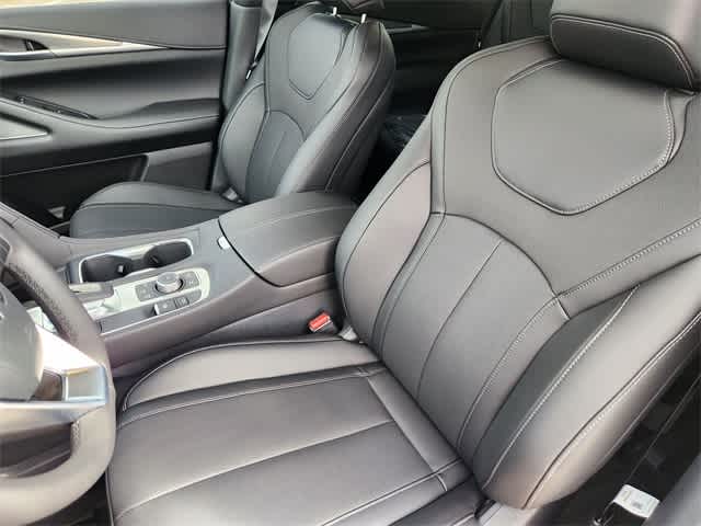 Thumbnail: 2026 INFINITI QX60 - 11