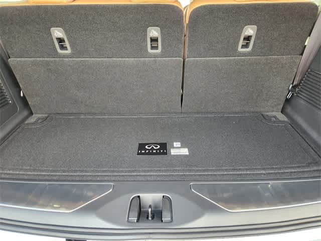 Thumbnail: 2026 INFINITI QX80 - 19