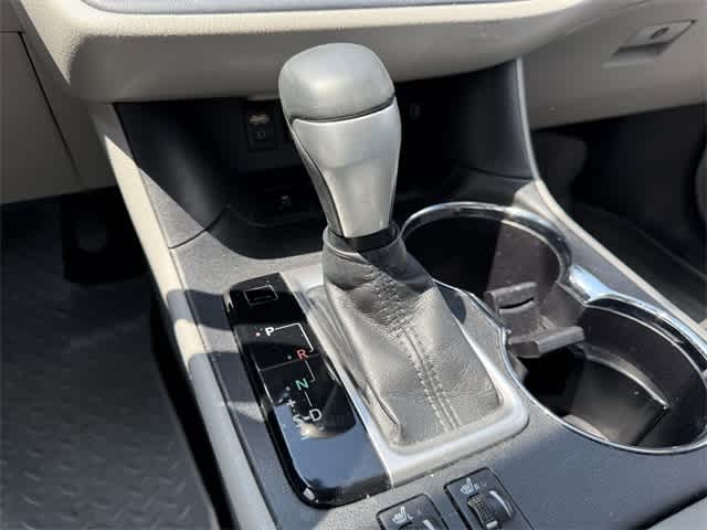 Thumbnail: 2017 Toyota Highlander - 19