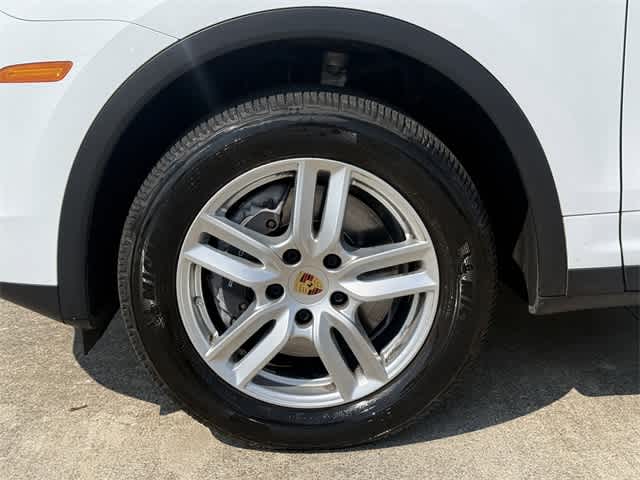 Thumbnail: 2016 Porsche Cayenne - 7