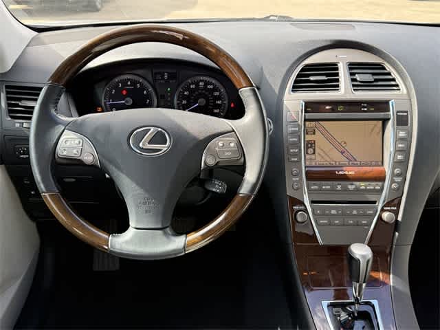 Thumbnail: 2011 Lexus ES - 16
