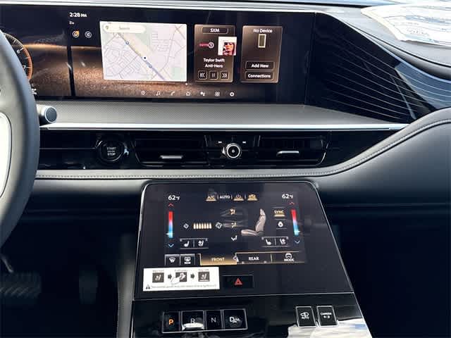 Thumbnail: 2026 INFINITI QX80 - 19