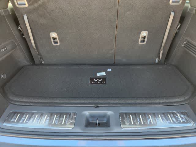 Thumbnail: 2026 INFINITI QX60 - 19