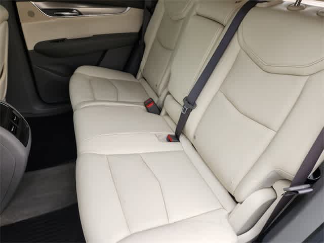 Thumbnail: 2017 Cadillac XT5 - 13