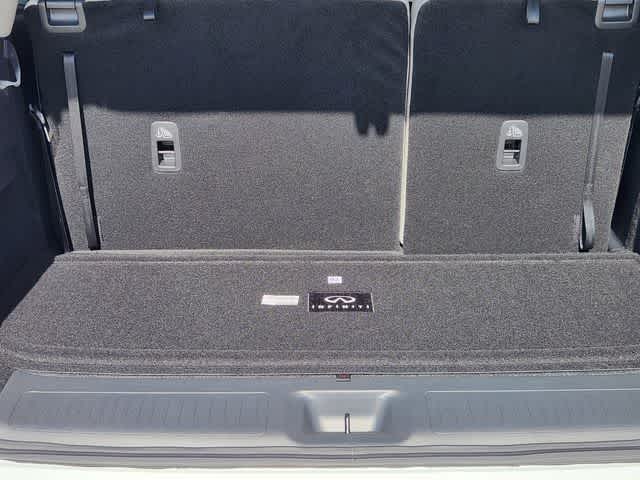 Thumbnail: 2026 INFINITI QX60 - 19