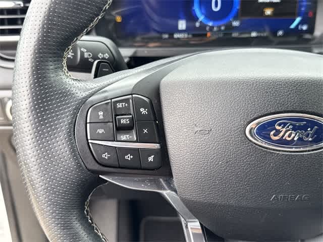 2020 Ford Explorer ST 22