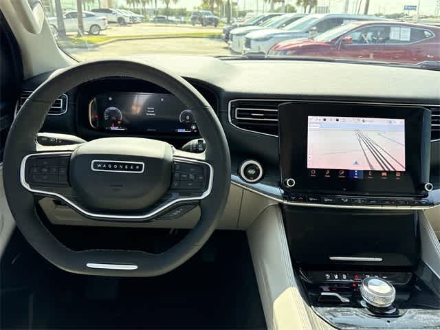 Thumbnail: 2022 Jeep Wagoneer - 4