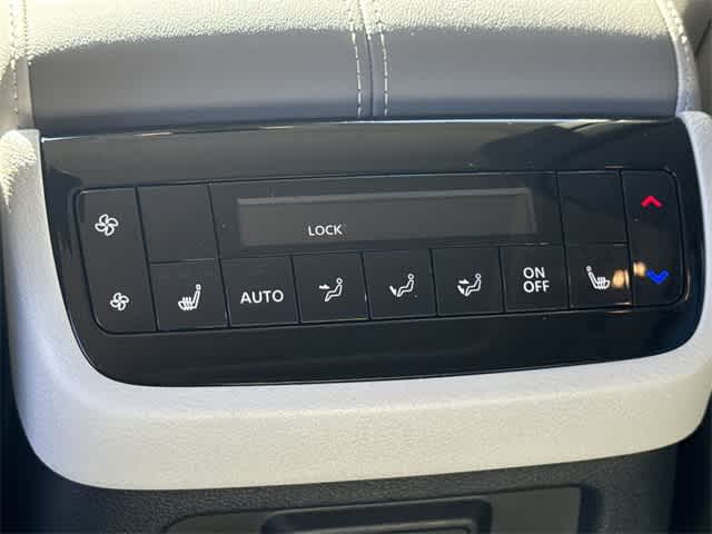 Thumbnail: 2026 INFINITI QX60 - 21