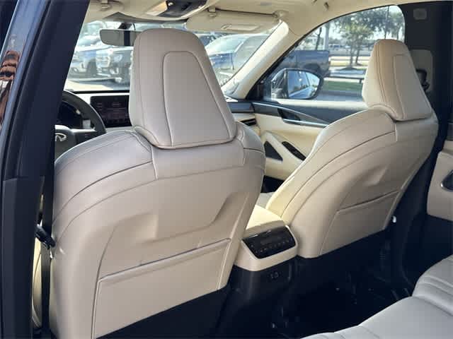 Thumbnail: 2025 INFINITI QX60 - 14