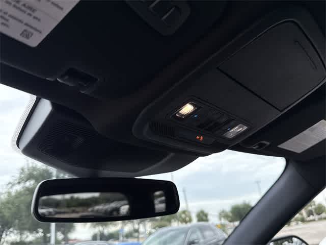 2020 Ford Explorer ST 26