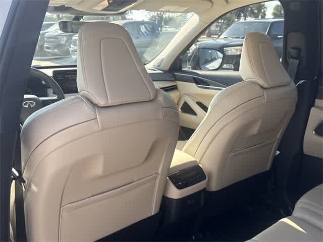 Thumbnail: 2025 INFINITI QX60 - 14