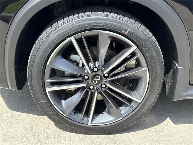 Thumbnail: 2025 INFINITI QX50 - 6