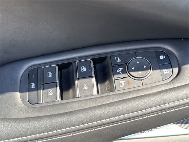 Thumbnail: 2025 INFINITI QX60 - 8