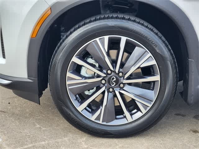 Thumbnail: 2026 INFINITI QX60 - 8