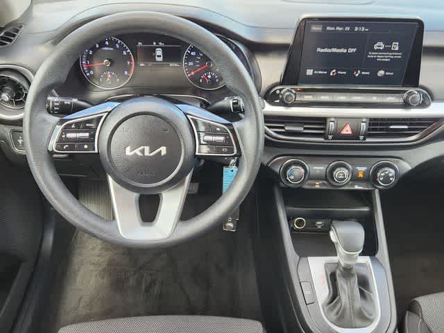 Thumbnail: 2023 Kia Forte - 15