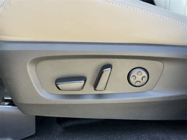 Thumbnail: 2026 INFINITI QX60 - 11