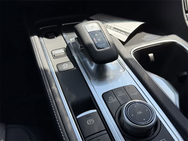 Thumbnail: 2026 INFINITI QX60 - 18