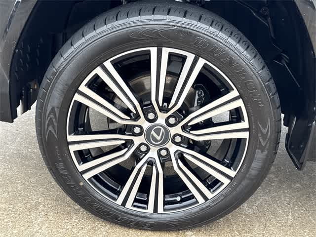 Thumbnail: 2024 Lexus LX - 7