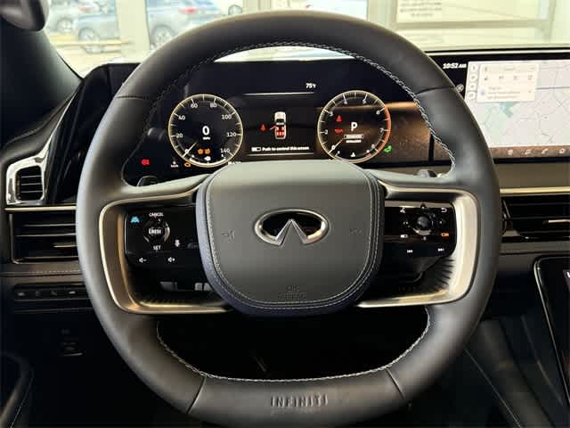 Thumbnail: 2026 INFINITI QX80 - 18