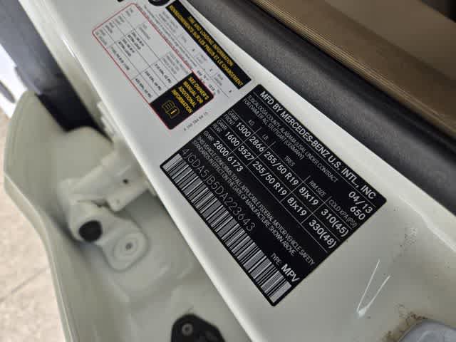 Thumbnail: 2013 Mercedes-Benz M-Class - 21