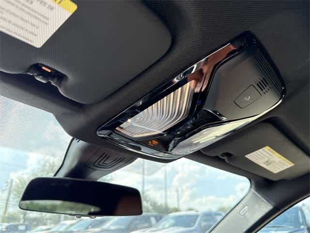 Thumbnail: 2022 BMW X6 - 24