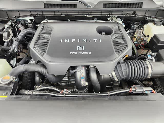 Thumbnail: 2026 INFINITI QX80 - 9