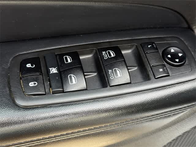 Thumbnail: 2021 Jeep Grand Cherokee - 7