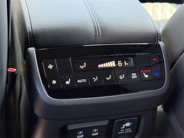 Thumbnail: 2026 INFINITI QX60 - 21