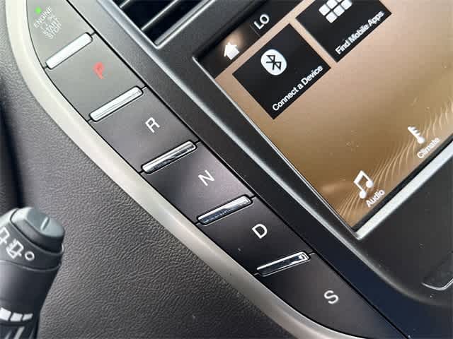 Thumbnail: 2019 Lincoln MKC - 23