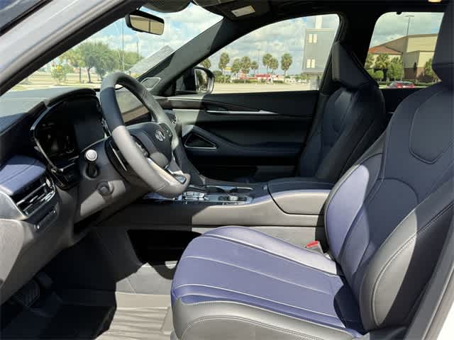 Thumbnail: 2026 INFINITI QX60 - 12