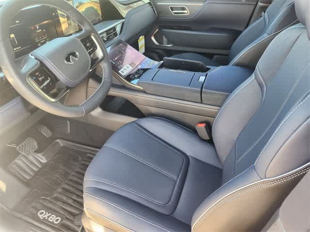 Thumbnail: 2026 INFINITI QX80 - 2