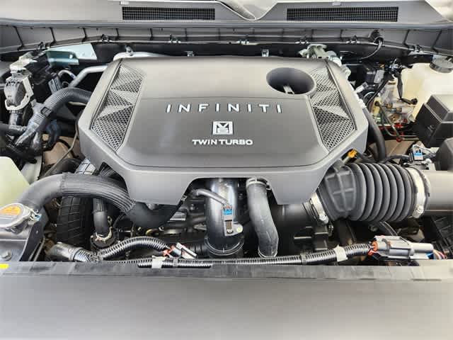 Thumbnail: 2026 INFINITI QX80 - 9