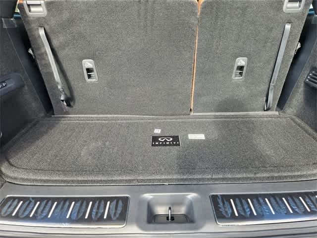 Thumbnail: 2026 INFINITI QX60 - 19