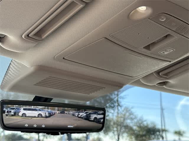 Thumbnail: 2024 INFINITI QX80 - 24