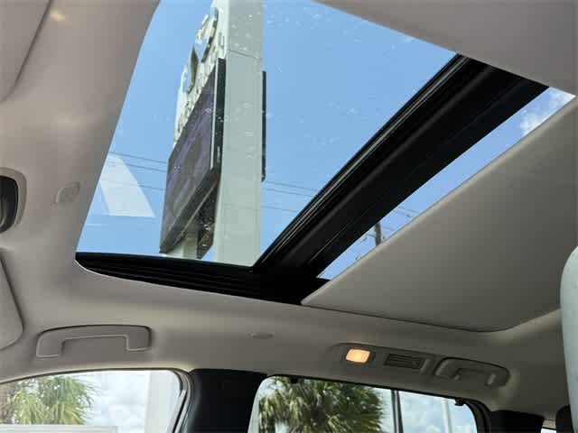 Thumbnail: 2026 INFINITI QX60 - 26