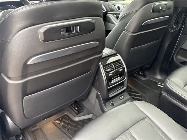 Thumbnail: 2023 BMW X7 - 15