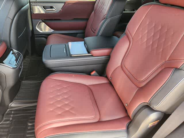 Thumbnail: 2026 INFINITI QX80 - 13