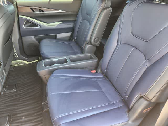 Thumbnail: 2026 INFINITI QX60 - 13