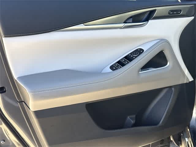 Thumbnail: 2026 INFINITI QX60 - 8