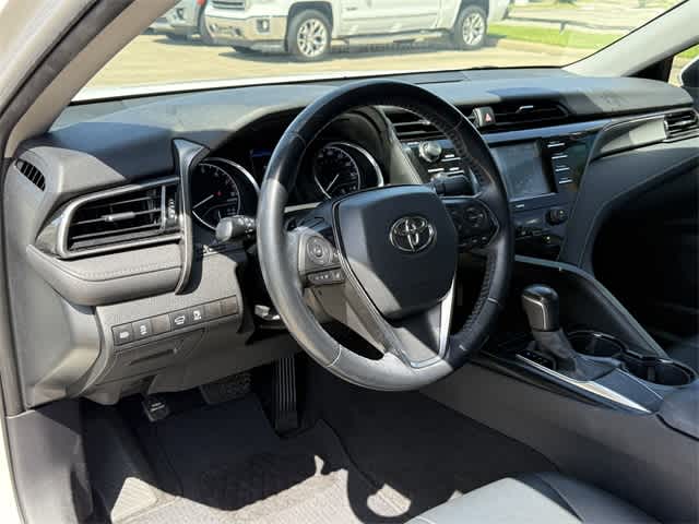 Thumbnail: 2020 Toyota Camry - 10