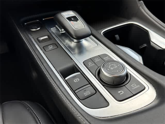 Thumbnail: 2023 INFINITI QX60 - 20