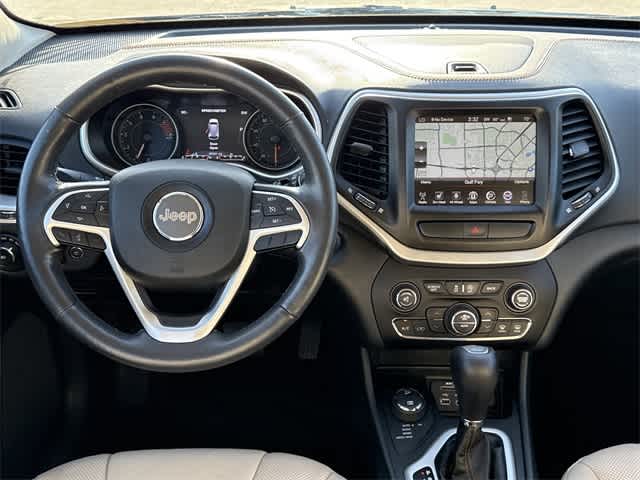 Thumbnail: 2016 Jeep Cherokee - 16