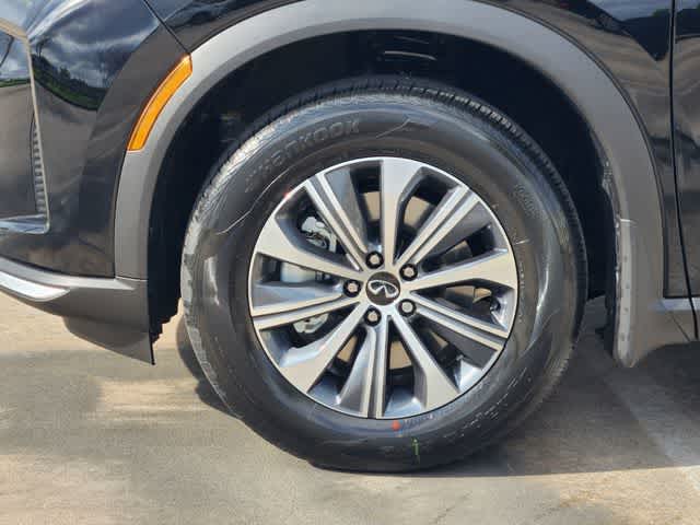Thumbnail: 2026 INFINITI QX60 - 8