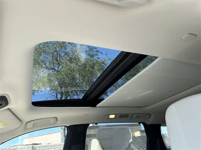 Thumbnail: 2025 INFINITI QX60 - 26