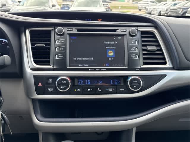 Thumbnail: 2016 Toyota Highlander - 18
