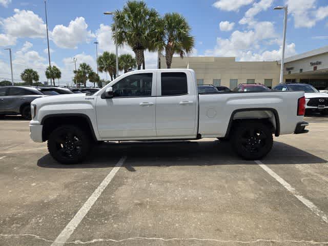 Thumbnail: 2017 GMC Sierra 1500 - 3