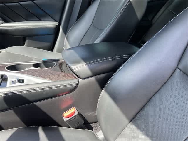 Thumbnail: 2023 INFINITI Q50 - 30
