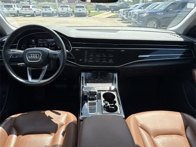 Thumbnail: 2022 Audi Q8 - 15