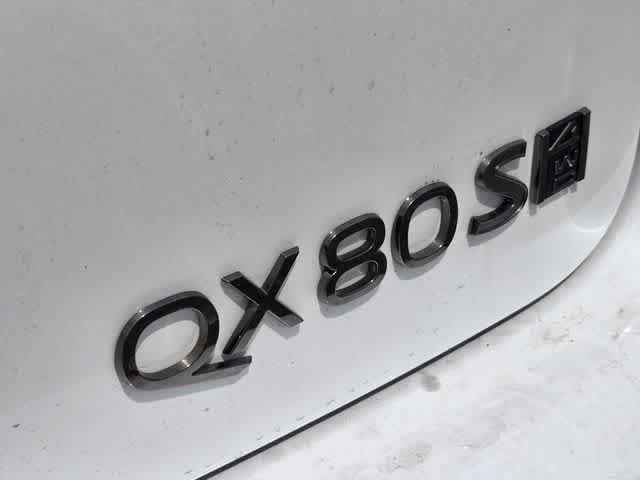 Thumbnail: 2026 INFINITI QX80 - 7