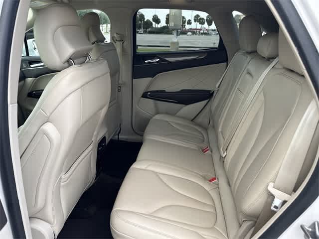 Thumbnail: 2019 Lincoln MKC - 13